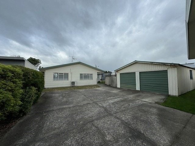 166 Dickson Road, Papamoa Beach, Papamoa - Carousel 1