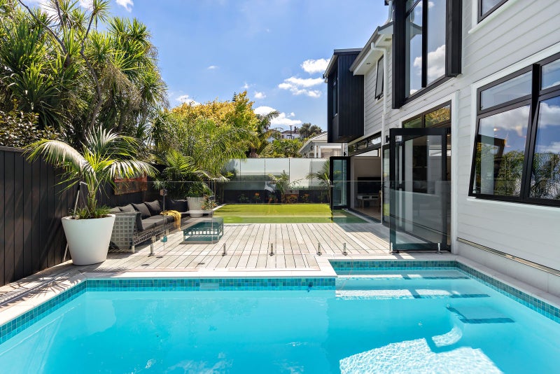 9 Ashton Road, Mount Eden, Auckland - Carousel 2