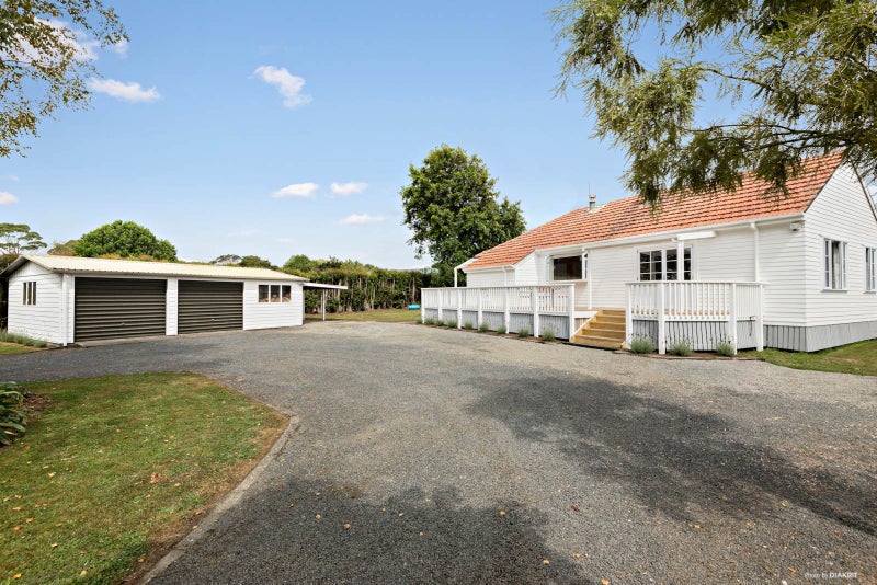 46 Sedgebrook Road, Patumahoe, Pukekohe - Carousel 1