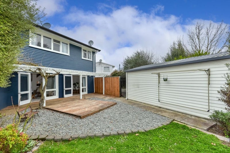 33 Flay Crescent, Burnside, Christchurch - Carousel 1
