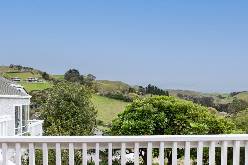 62 Churchill Drive, Taradale, Napier - Carousel 2