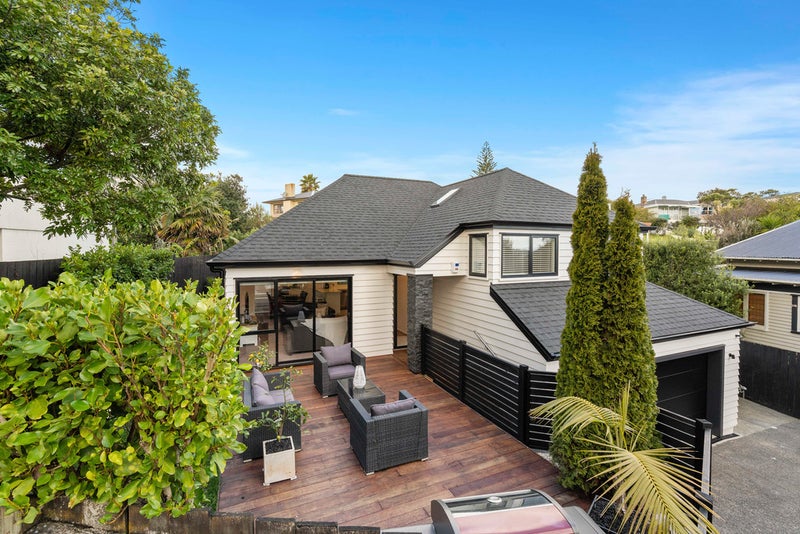 2/12 McCahill Views, Botany Downs, Auckland - Carousel 2