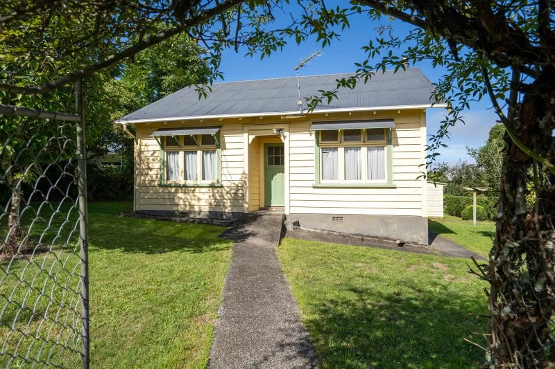 1 Lunn Street, Arapuni, Putaruru - Carousel 1