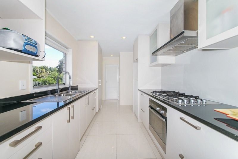 147 Pigeon Mountain Road, Half Moon Bay, Auckland - Carousel 2