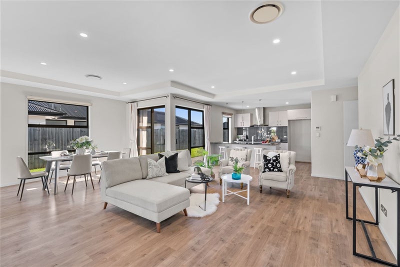 33 Platinum Drive, Wigram, Christchurch - Carousel 2