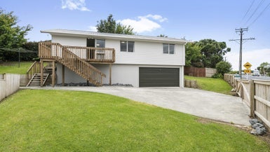 2A Matai Road, Stanmore Bay, Whangaparaoa - Carousel 1