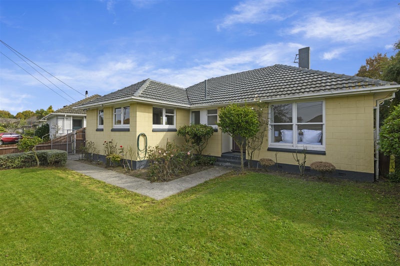 53 Flay Crescent, Burnside, Christchurch - Carousel 1