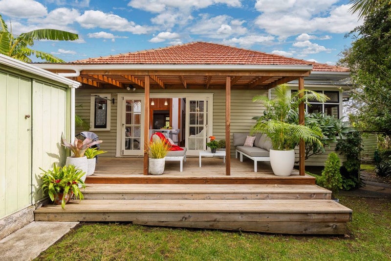 180 Carrington Road, Mount Albert, Auckland - Carousel 26