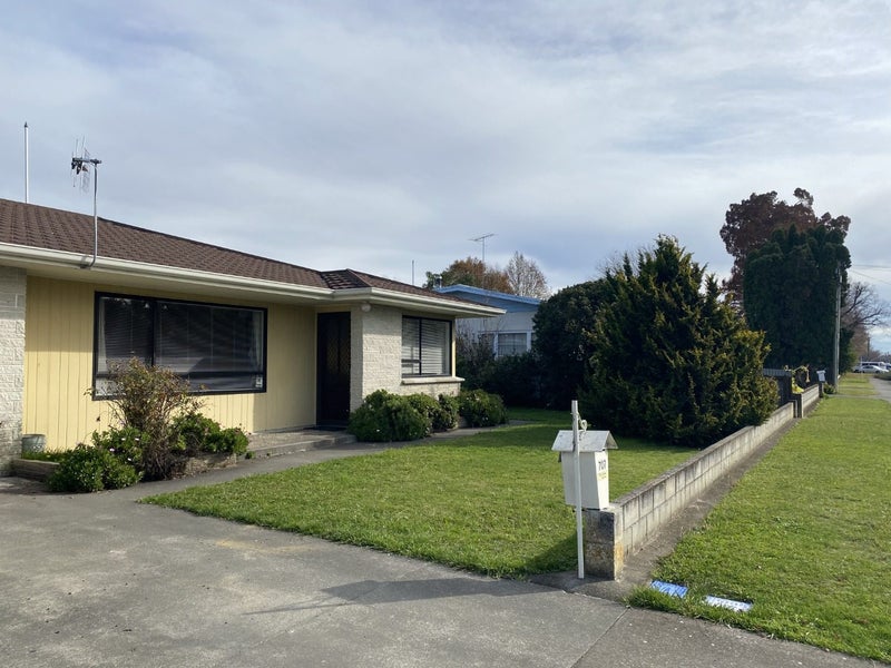 2/707 Avenue Road East, Parkvale, Hastings - Carousel 2
