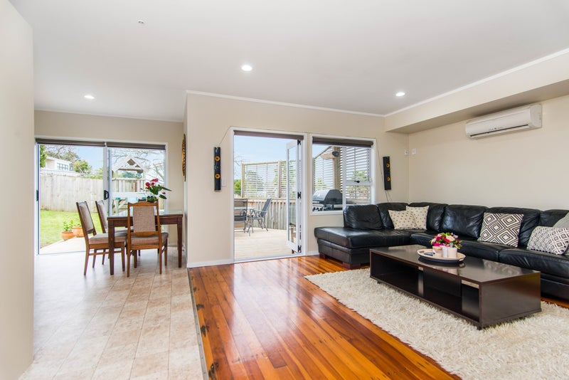 30 Taurus Crescent, Beach Haven, Auckland - Carousel 2