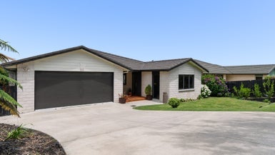 84B Margaret Drive, Omokoroa - Carousel 1