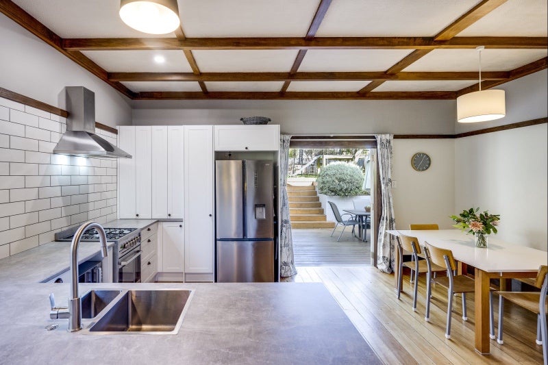 82 Napier Terrace, Hospital Hill, Napier - Carousel 2