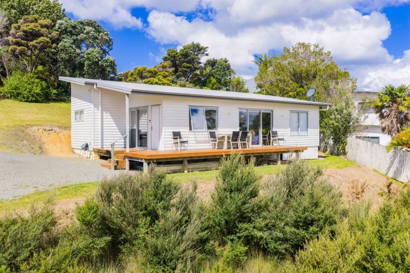 30 Kanuka Place, Mangawhai Heads, Mangawhai - Carousel 1