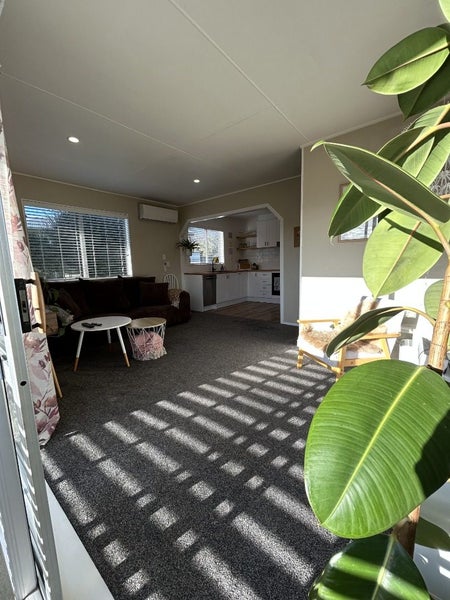 17 Baillie Crescent, Carterton - Carousel 2