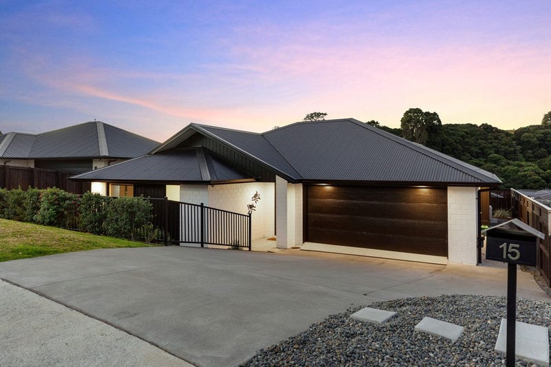 15 Hayward Place, Ohauiti, Tauranga - Carousel 2