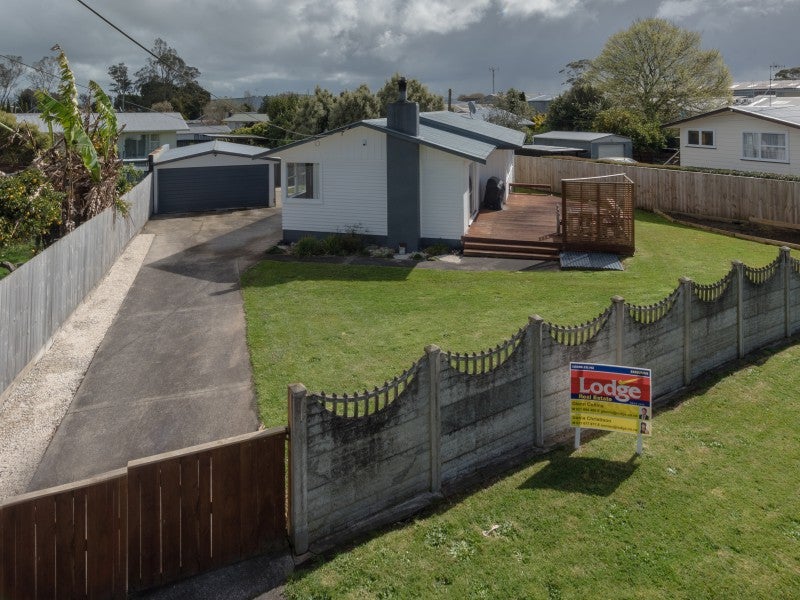 9 Lancewood Avenue, Melville, Hamilton - Carousel 1