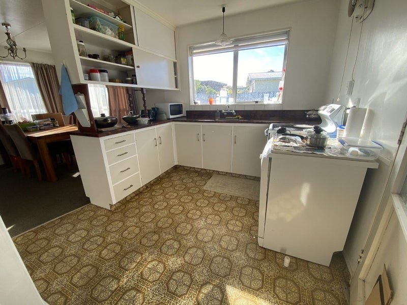 2 Mount View Place, Waipukurau - Carousel 1