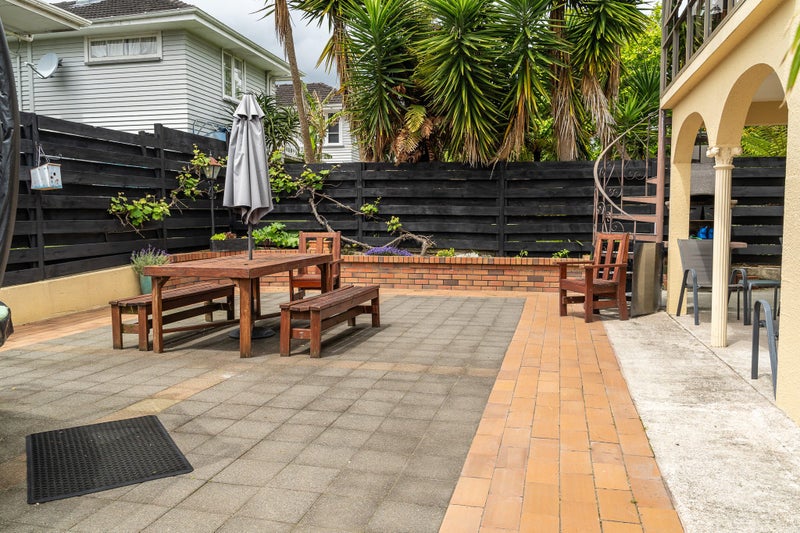 1A Hinton Avenue, Forest Lake, Hamilton - Carousel 2