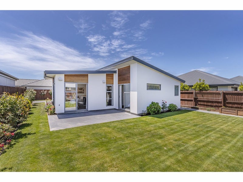11 Bouler Court, Halswell, Christchurch - Carousel 12