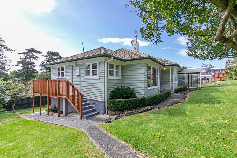 44 Ennis Avenue, Pakuranga Heights, Auckland - Carousel 1