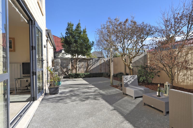 1022A Colombo Street, St Albans, Christchurch - Carousel 2