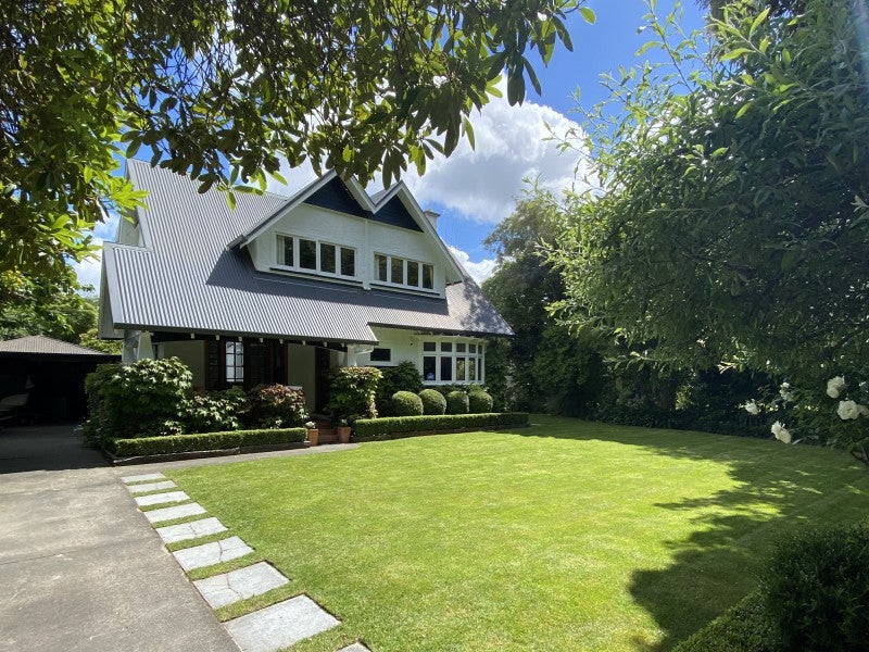 17 Elmira Avenue, Hokowhitu, Palmerston North - Carousel 1