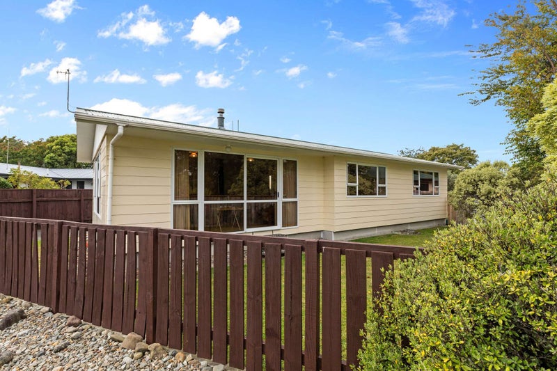 24 Cecil Place, Cloverlea, Palmerston North - Carousel 2