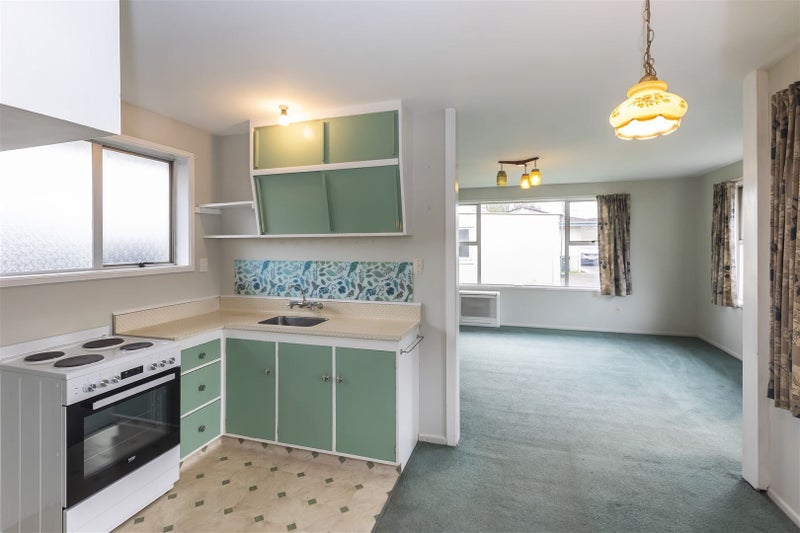 2/1046 Colombo Street, St Albans, Christchurch - Carousel 2