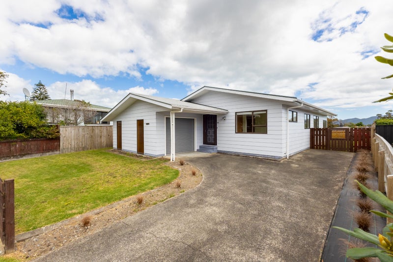 71 Aorangi Road, Paraparaumu, Paraparaumu - Carousel 2