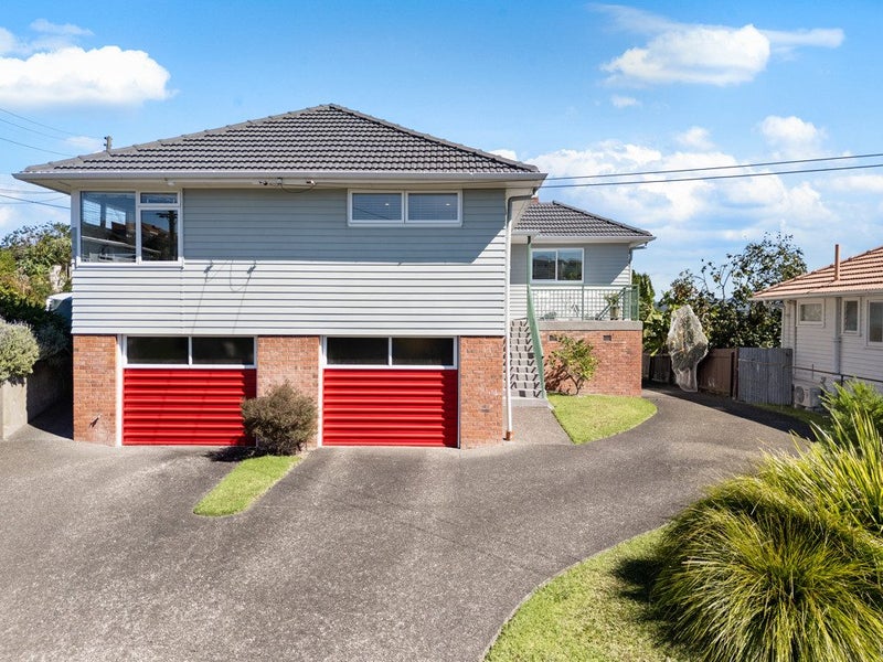 13 Barkes Place, Mount Roskill, Auckland - Carousel 1