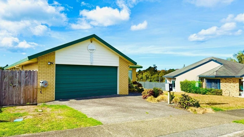 33 Blue Heron Rise, Stanmore Bay, Whangaparaoa - Carousel 2