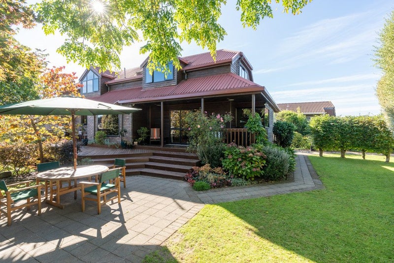 18 Cherrywood Street, Pukete, Hamilton - Carousel 1