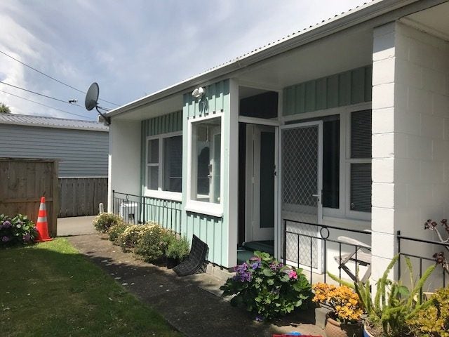 62A Park Road, Miramar, Wellington - Carousel 1