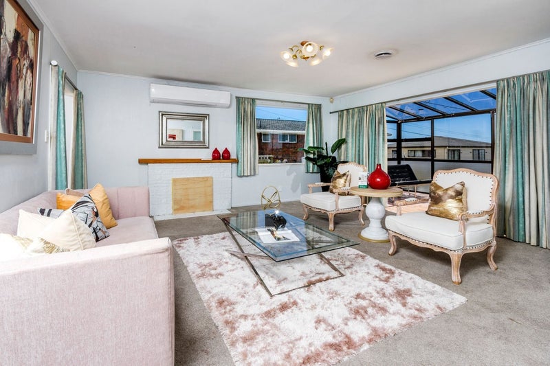 70 Chivalry Road, Glenfield, Auckland - Carousel 1