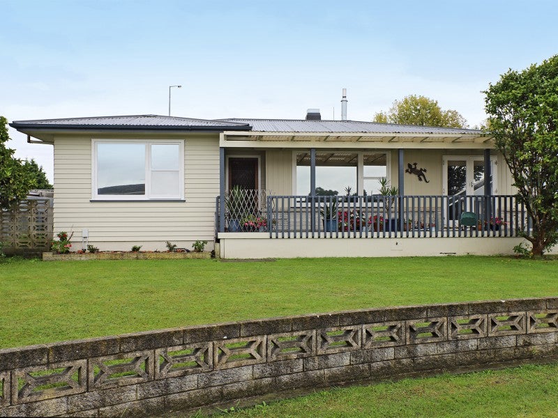 108 Clarence Cox Crescent, Pirimai, Napier - Carousel 1