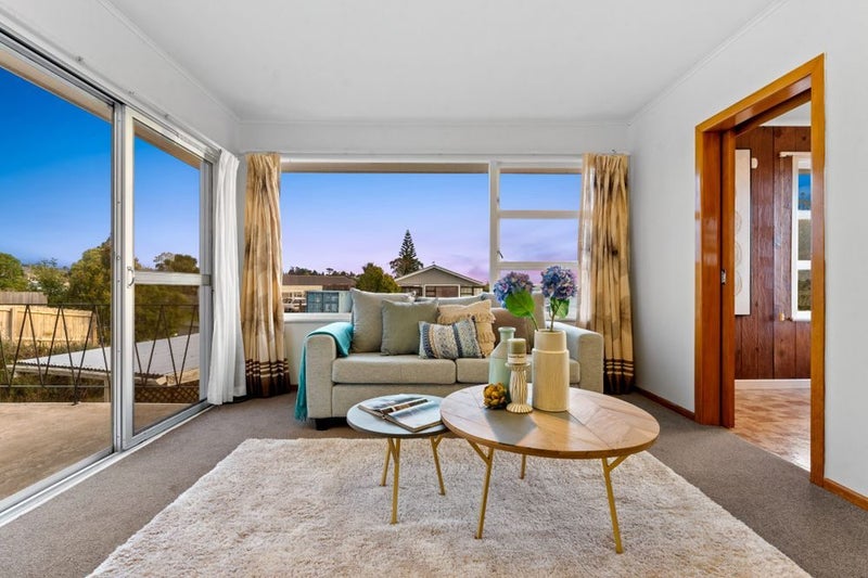 39 Seon Place, Birkdale, Auckland - Carousel 2