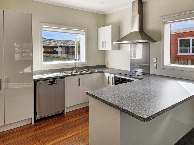 43 Bell Road, Waiwhetu, Lower Hutt - Carousel 2