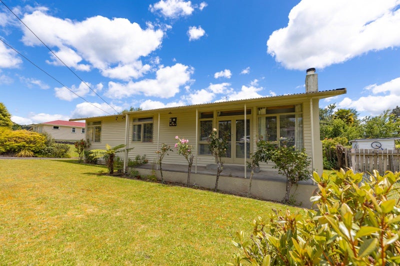 5 Manson Street, Taumarunui - Carousel 2
