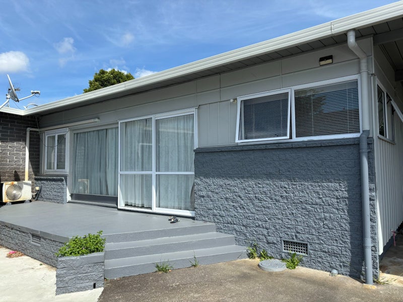 3/130 Kolmar Road, Papatoetoe, Auckland - Carousel 2
