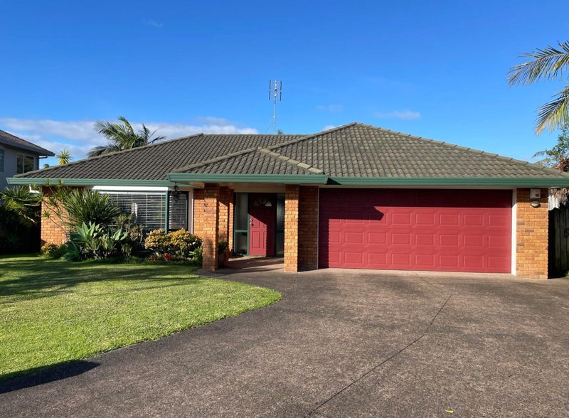 43 Tralee Terrace, Dannemora, Auckland - Carousel 1