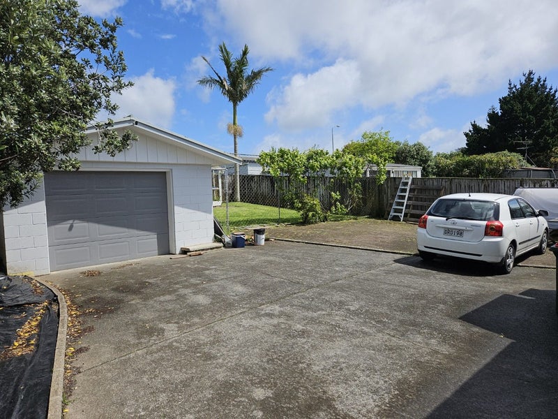 20 Evandale Street, Glen Innes, Auckland - Carousel 14