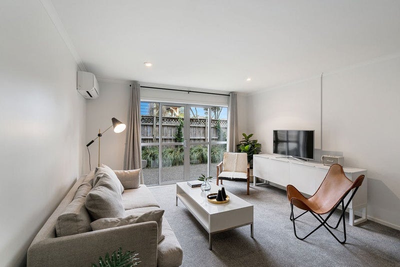 2/226G Salisbury Street, Christchurch Central, Christchurch - Carousel 2