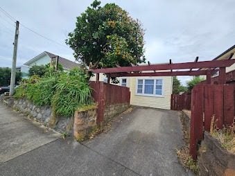 190 Rosetta Road, Raumati South, Paraparaumu - Carousel 2