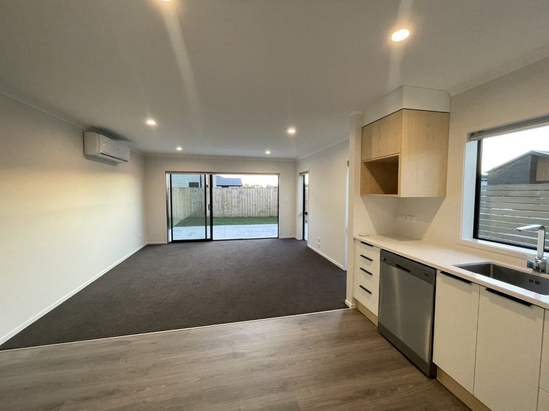 3 Ngarua Lane, Hamilton - Carousel 2
