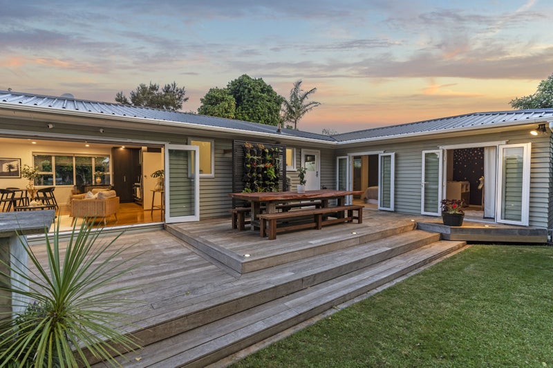 33 Ferndale Road, Mount Wellington, Auckland - Carousel 2