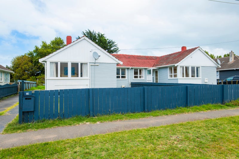 17 Munro Street, Elgin, Gisborne - Carousel 1