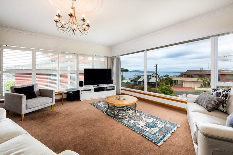 28 Ridge Road, Waiake, Auckland - Carousel 2