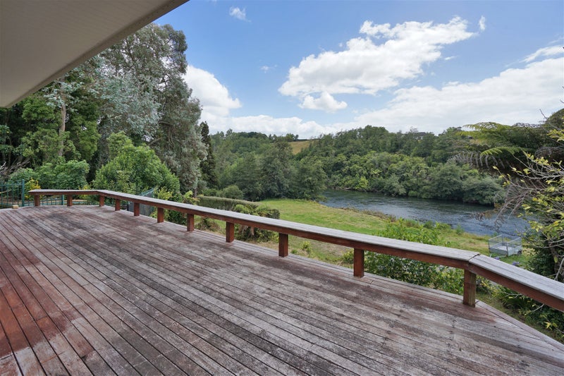 86 Lowe Road, Rukuhia, Hamilton - Carousel 2