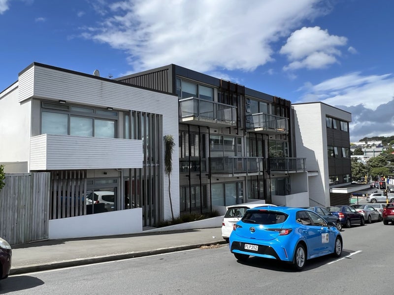 211/80 Riddiford Street, Newtown, Wellington - Carousel 2