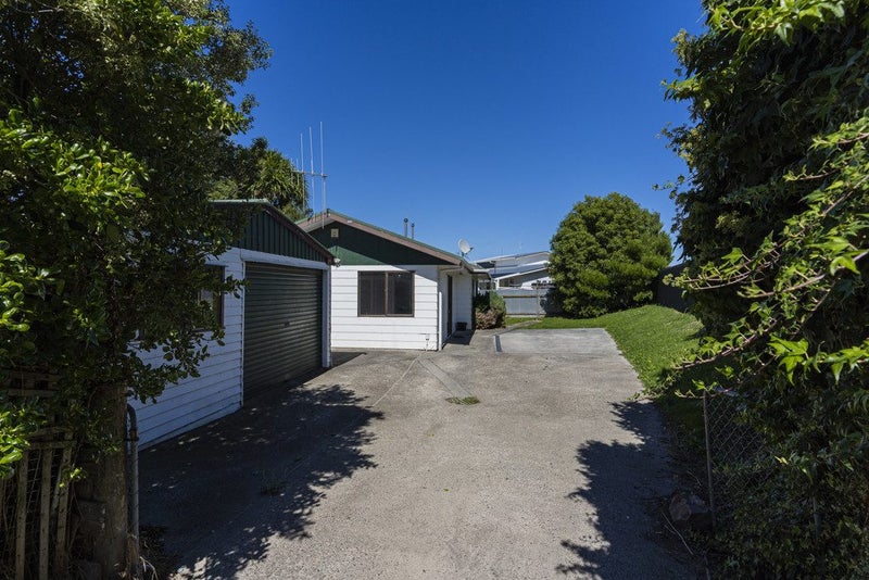 16A Birmingham Street, Takaro, Palmerston North - Carousel 11